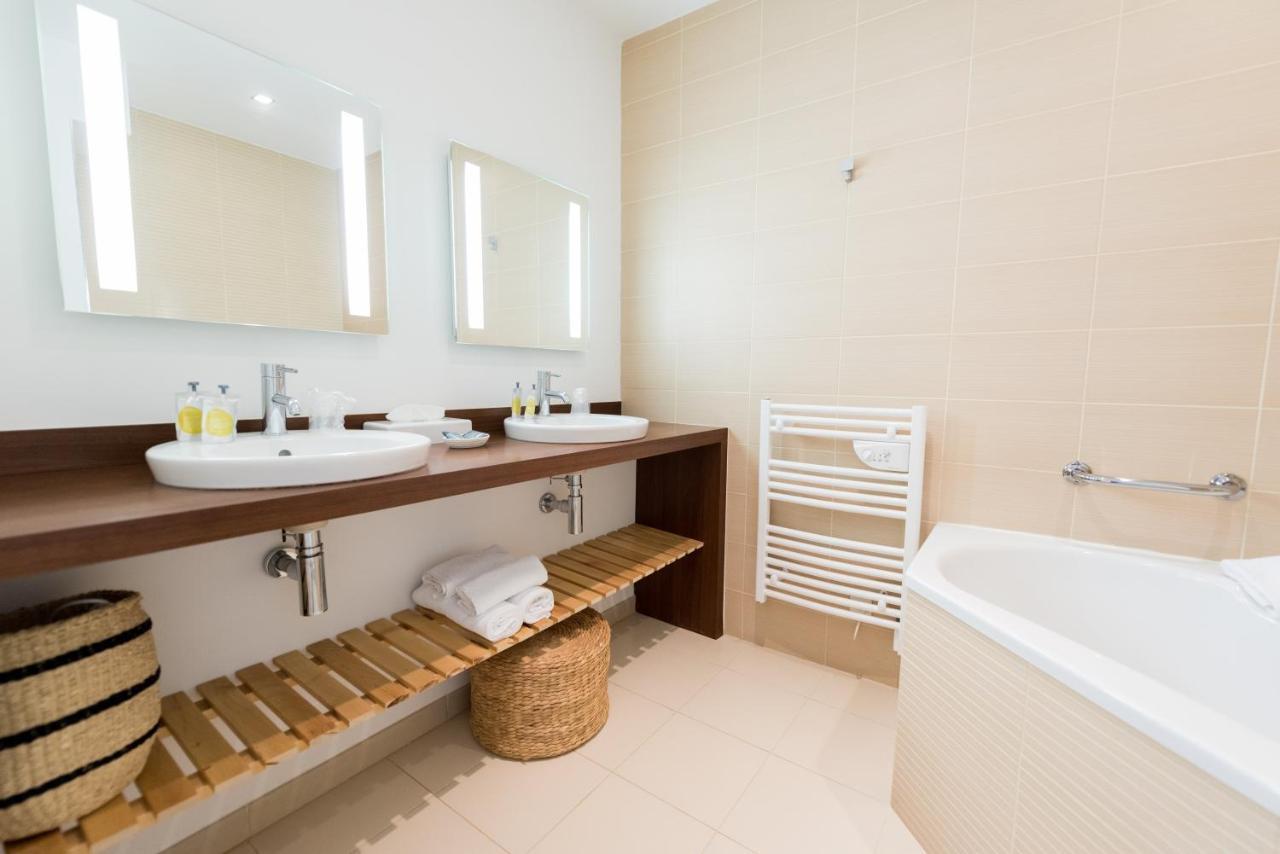 Saint-Martin-de-Ré Hotel La Jetee מראה חיצוני תמונה